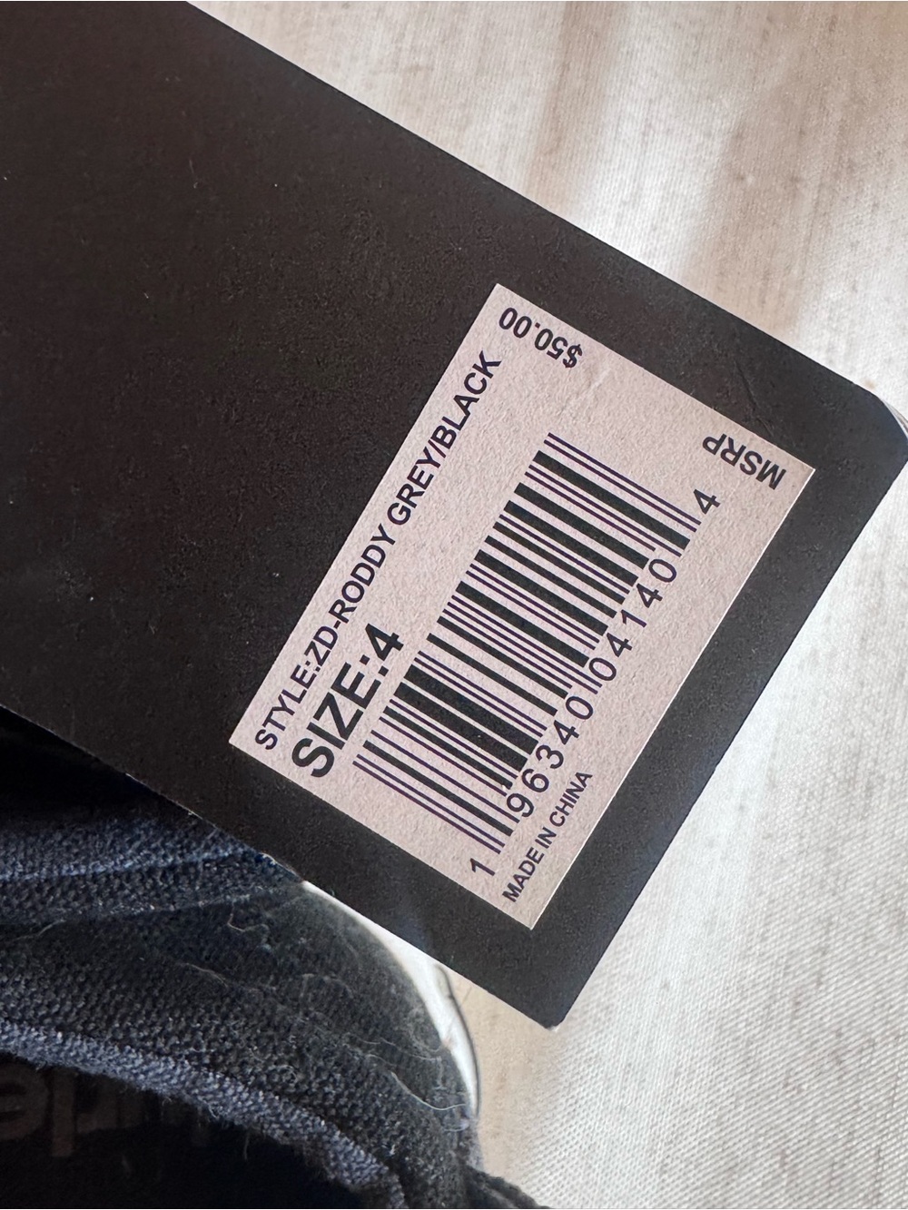 Hurley Black and Gray Kids Low-Top “Roddy” Canvas Sneaker with White Sole - Picture 4 of 6